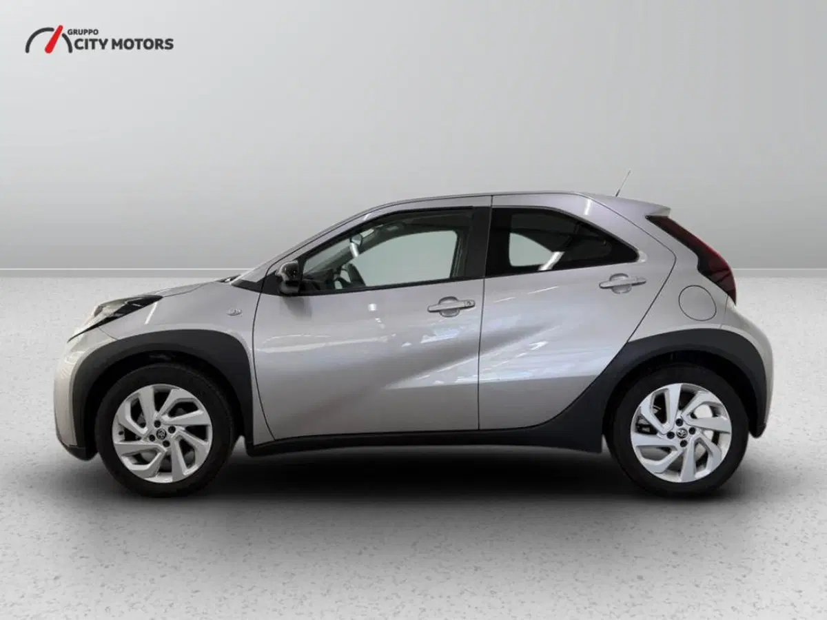 Toyota Aygo X usata a Monza e Brianza (4)