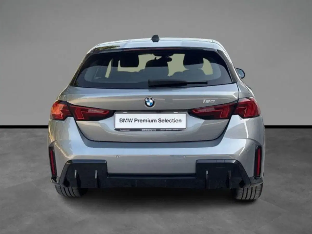 BMW Serie 1 usata a Lecce (4)