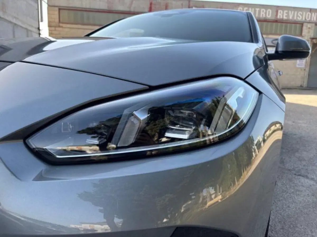 BMW Serie 1 usata a Lecce (8)