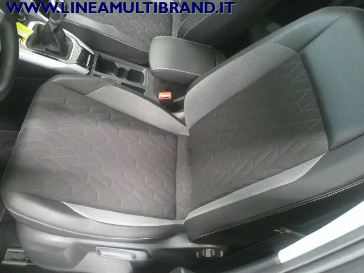 Volkswagen T-Roc usata a Piacenza (13)