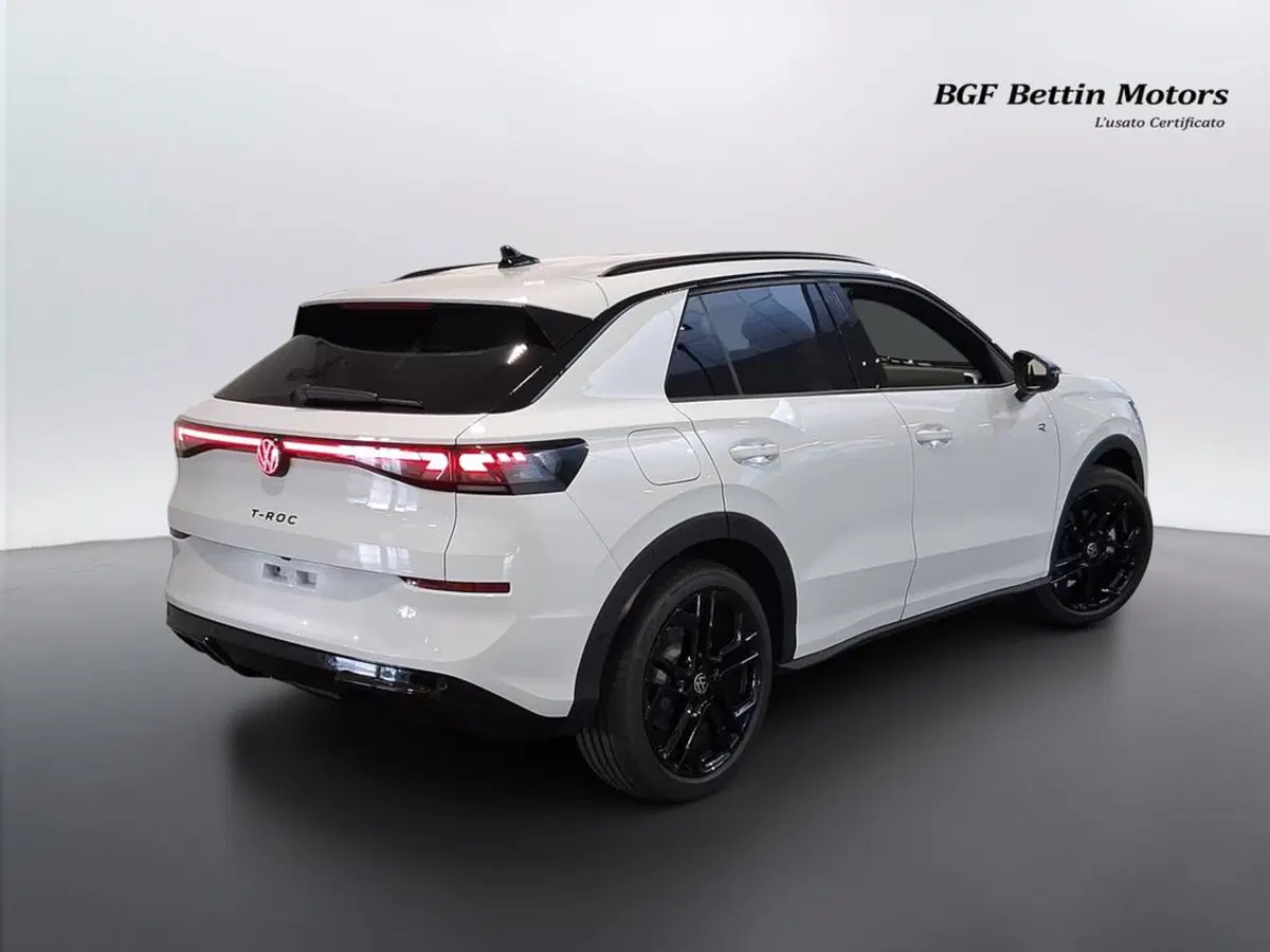 Volkswagen T-Roc nuova a Padova (4)