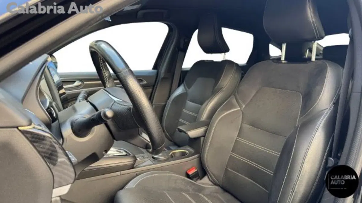 Renault Arkana usata a Reggio Calabria (11)