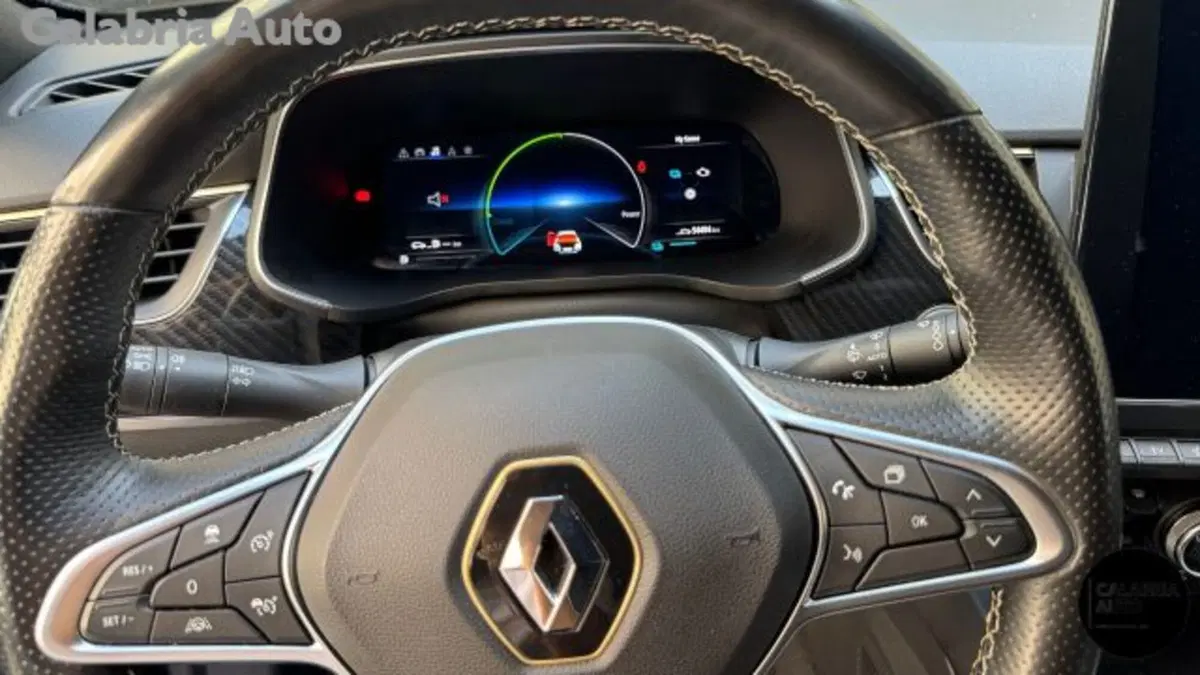 Renault Arkana usata a Reggio Calabria (7)