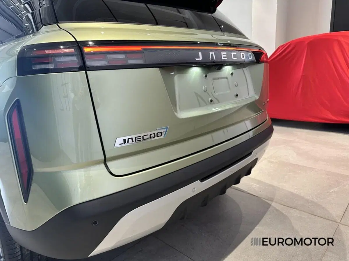 Jaecoo Jaecoo 7 Super Hybrid nuova a Bari (10)