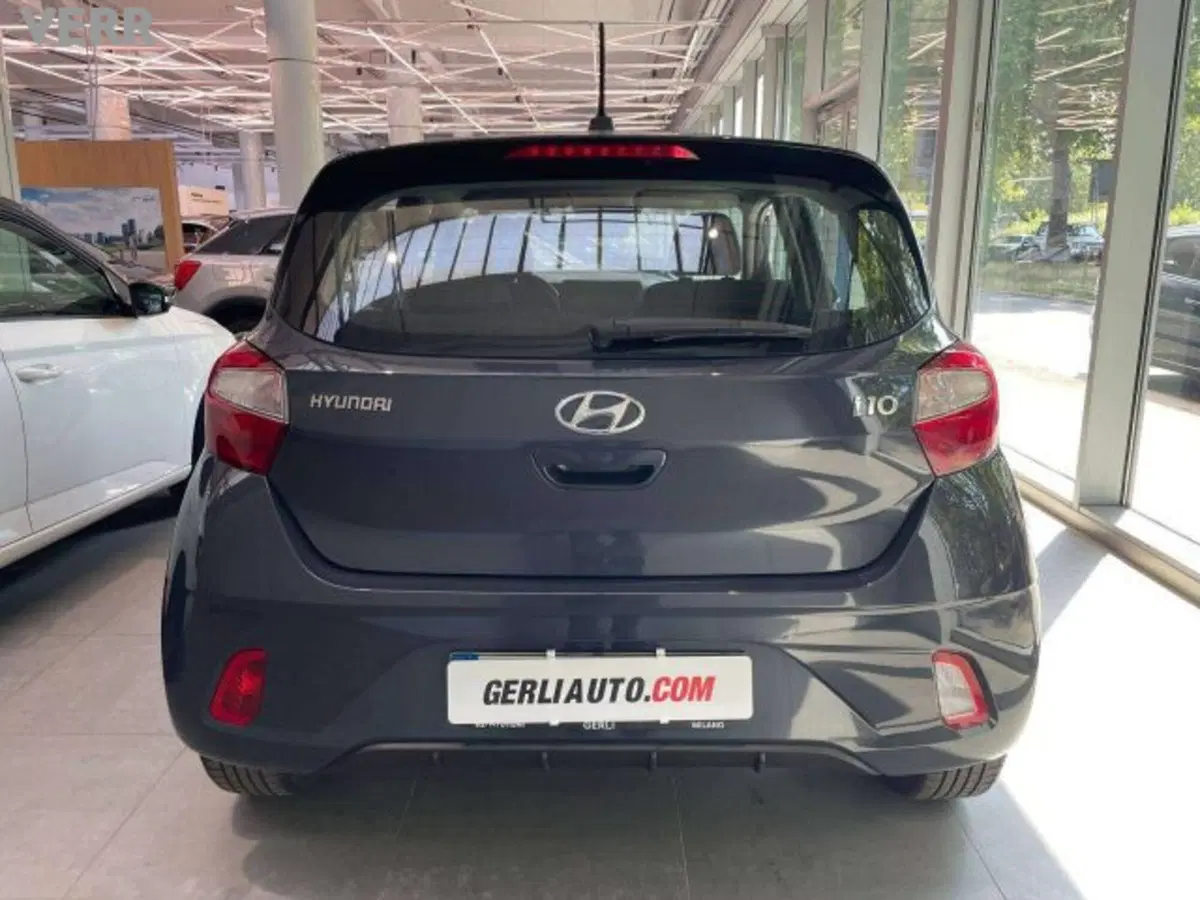 Hyundai i10 usata a Milano (11)