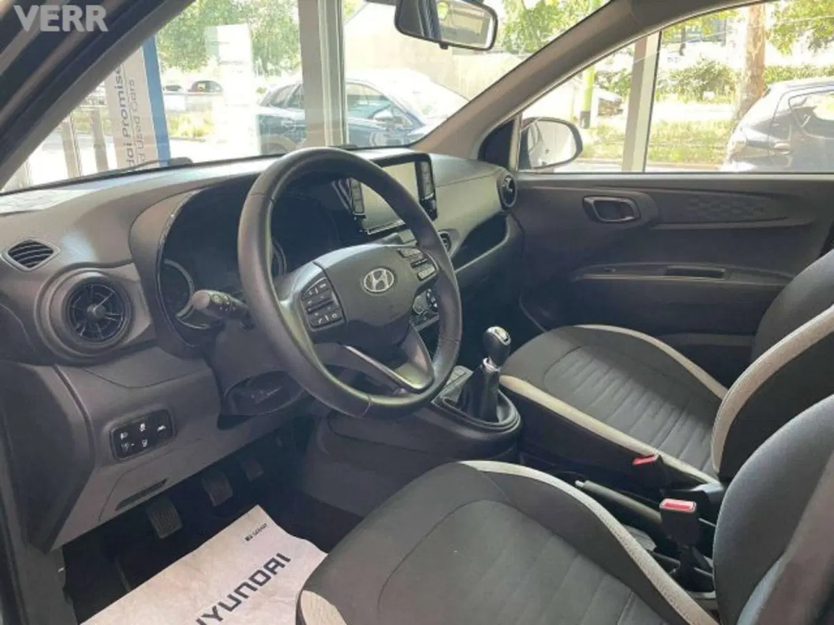 Hyundai i10 usata a Milano (14)