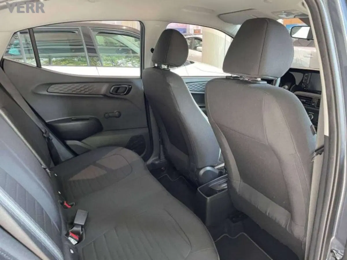 Hyundai i10 usata a Milano (6)