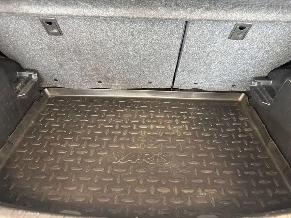Toyota Yaris usata a Prato (16)