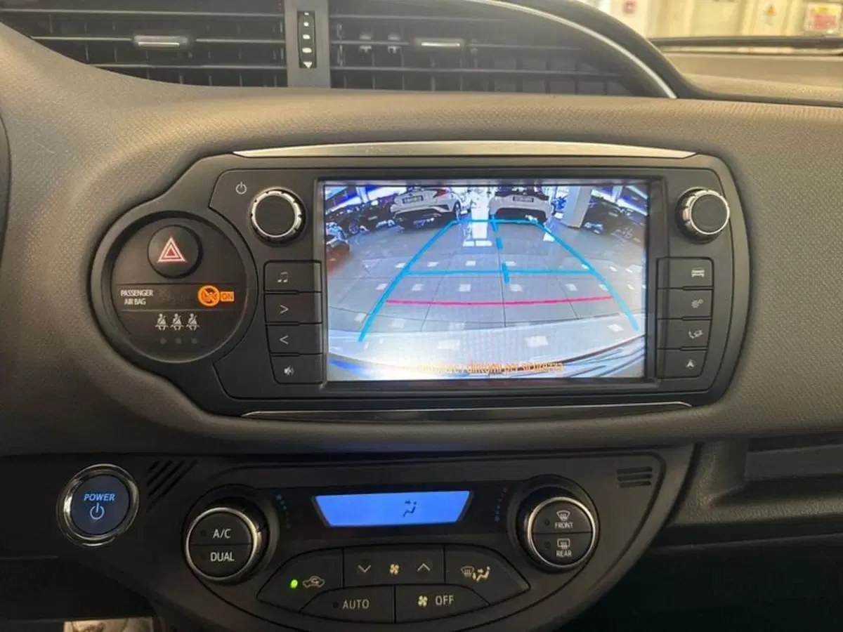 Toyota Yaris usata a Prato (18)