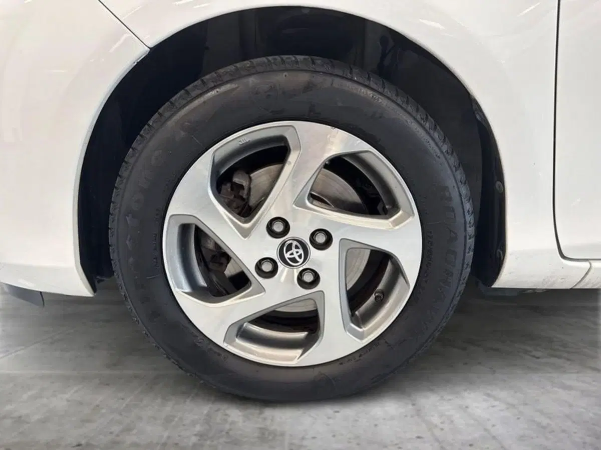 Toyota Yaris usata a Prato (9)