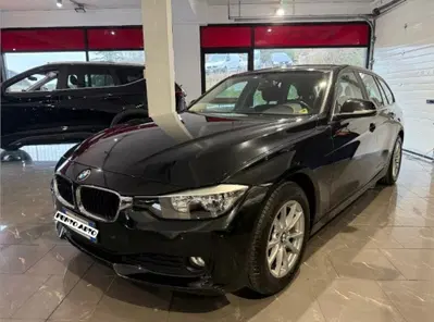 BMW Serie 3 Touring 318d  Luxury del 2013 usata a Barberino Val d'Elsa