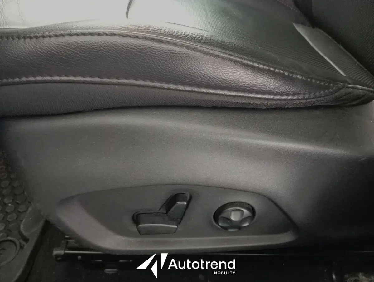 Jeep Compass usata a Bari (15)