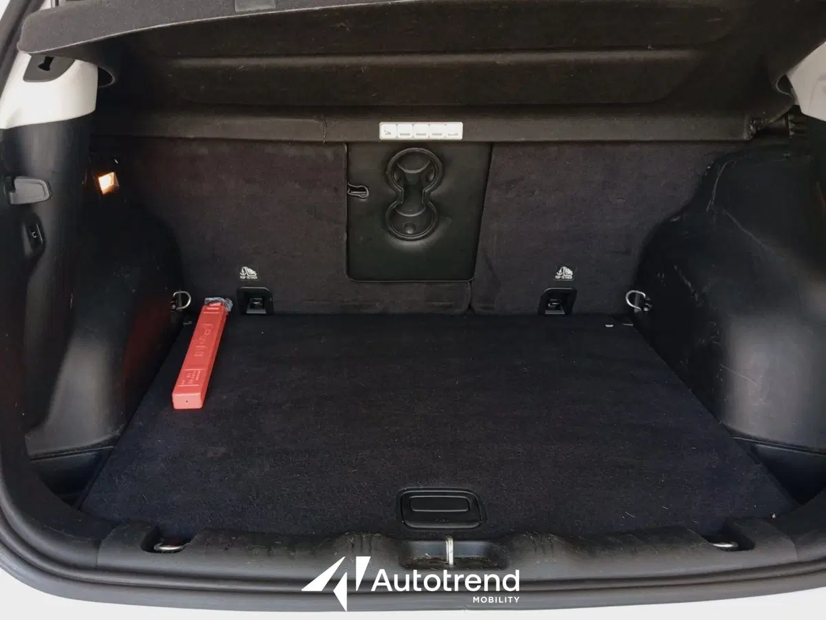 Jeep Compass usata a Bari (17)
