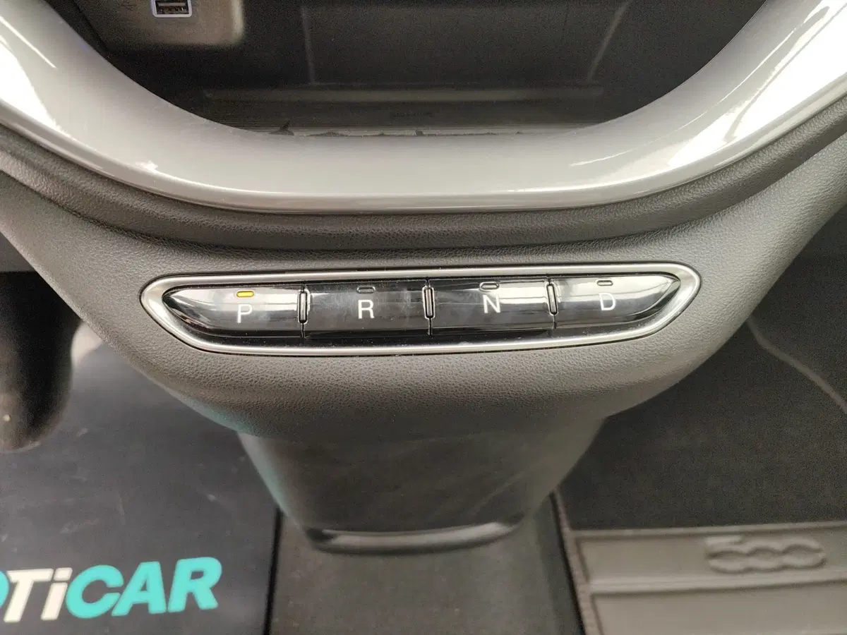 Fiat 500 Cabrio usata a Como (18)