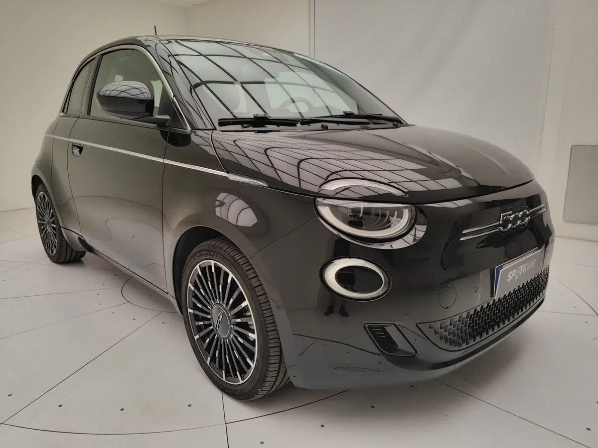 Fiat 500 Cabrio usata a Como (3)