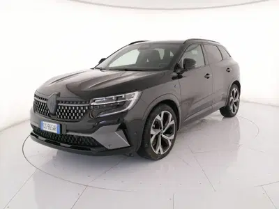 Renault Austral 1.2 full hybrid Iconic Esprit Alpine 200cv auto del 2024 usata a Roma
