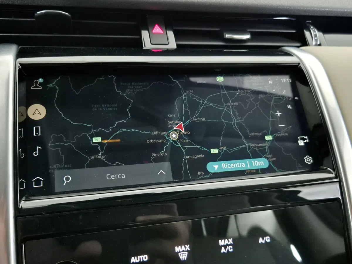 Land Rover Discovery Sport usata a Torino (11)