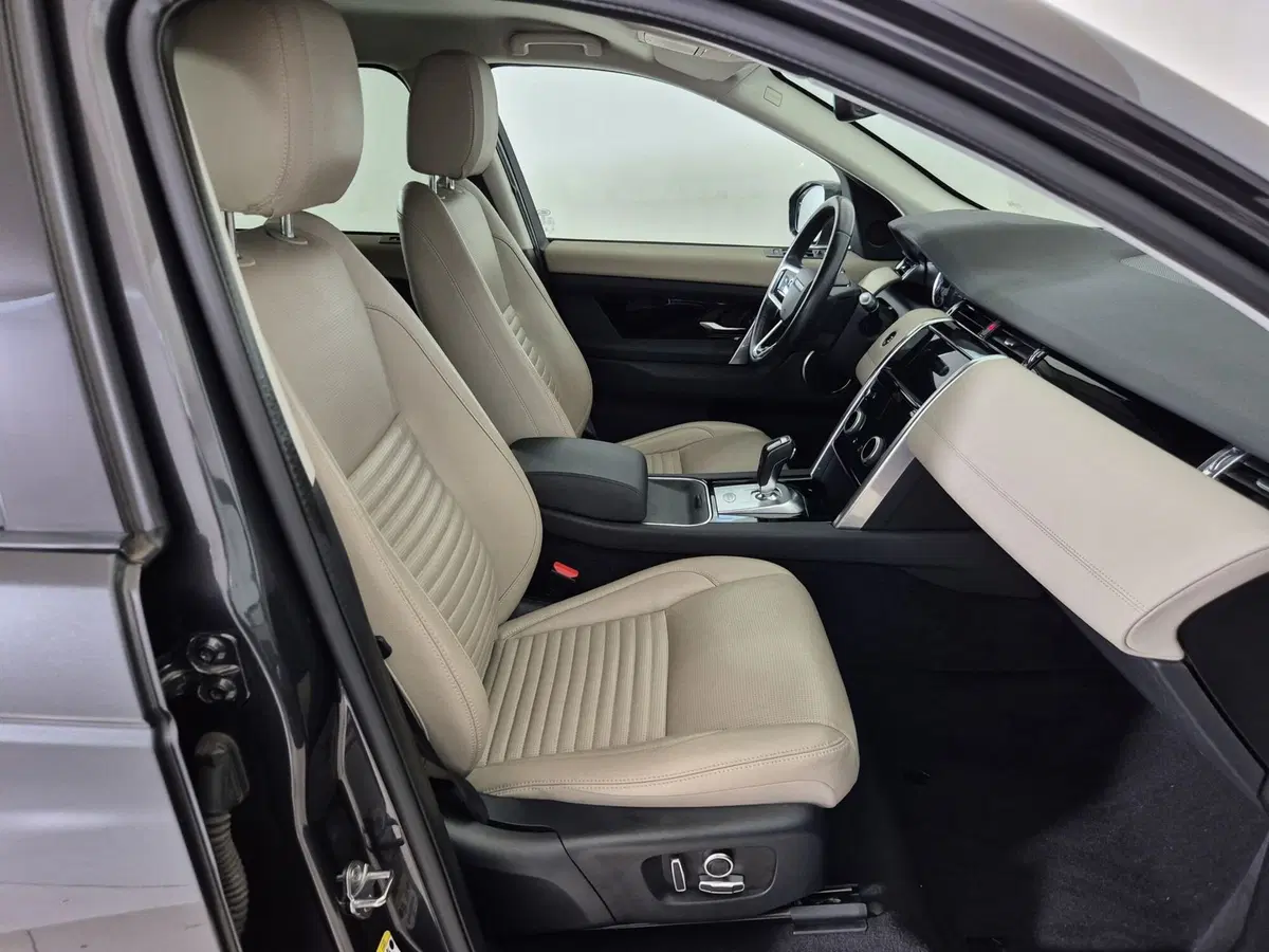 Land Rover Discovery Sport usata a Torino (3)
