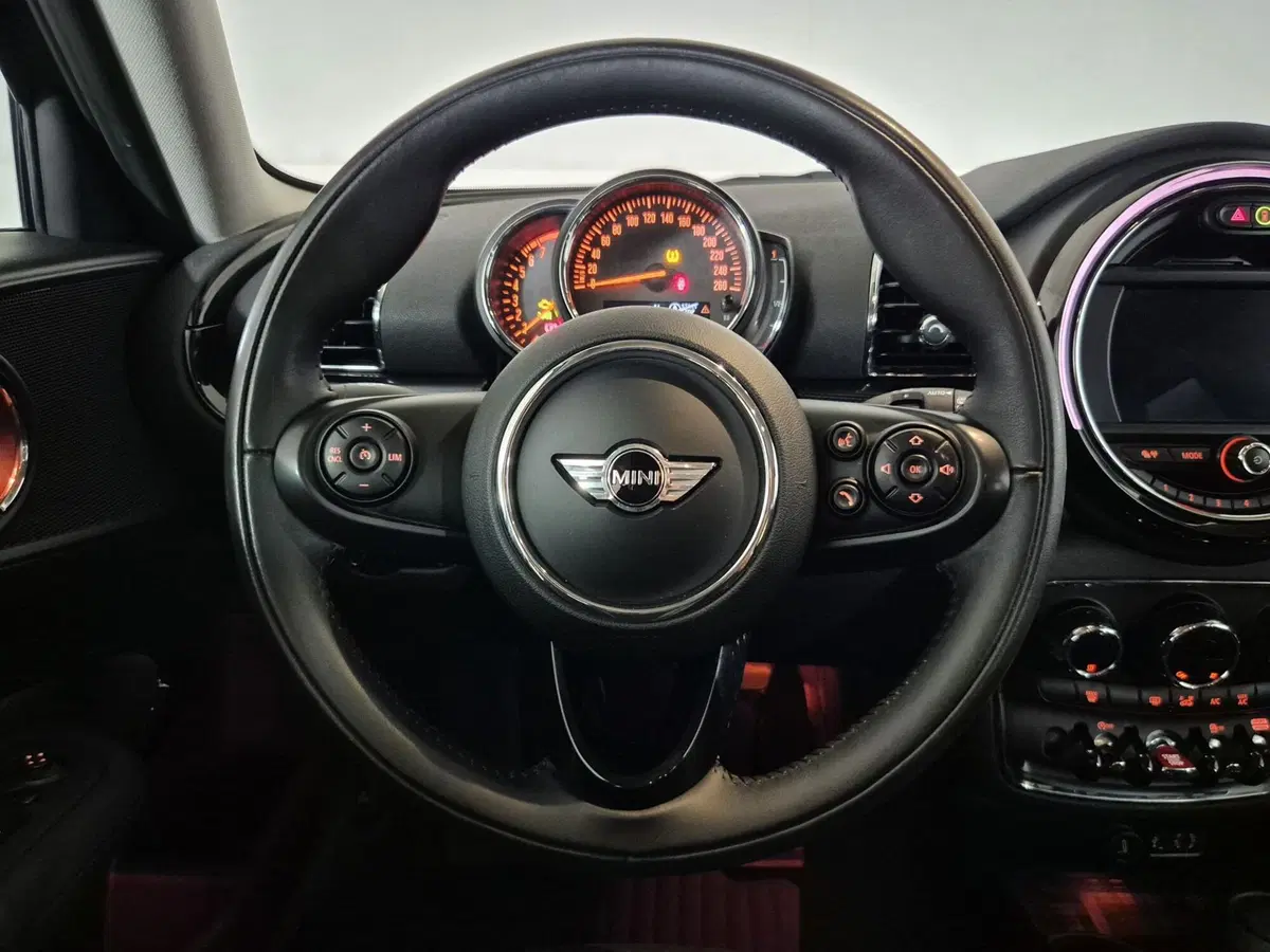 MINI Mini Clubman usata a Torino (10)