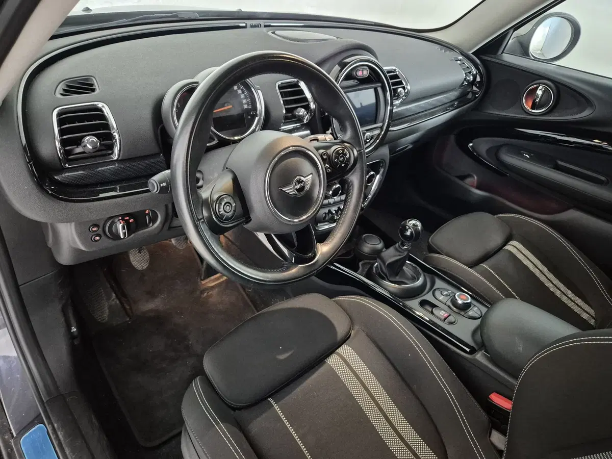 MINI Mini Clubman usata a Torino (7)