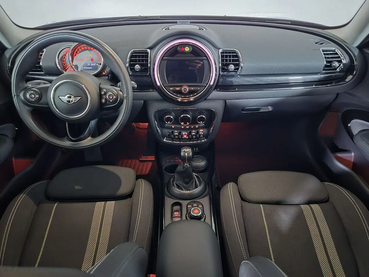 MINI Mini Clubman usata a Torino (9)