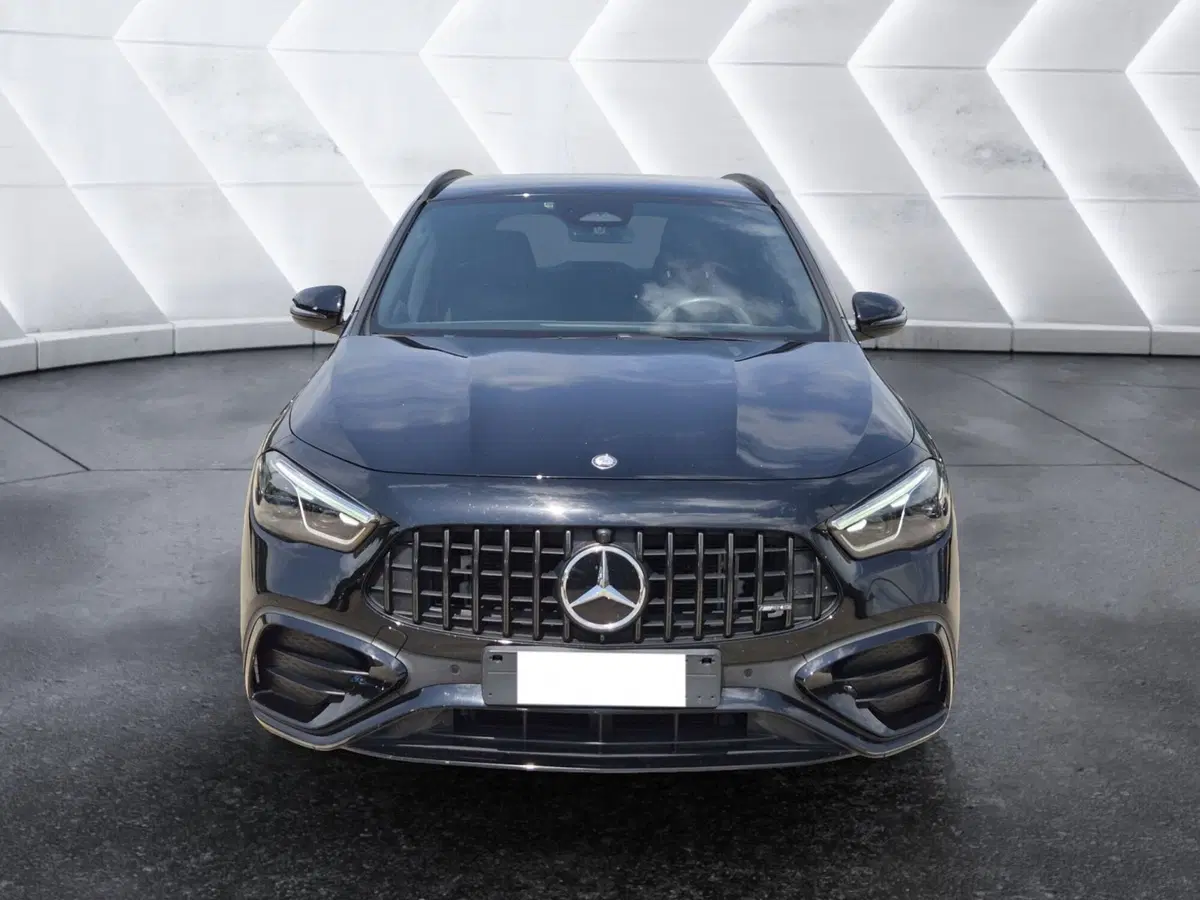 Mercedes-Benz GLA SUV usata  (2)