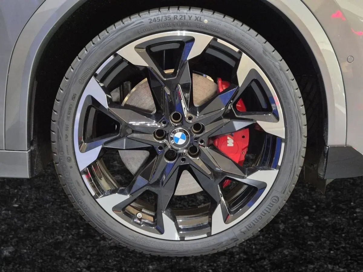 BMW X2 nuova a Genova (13)