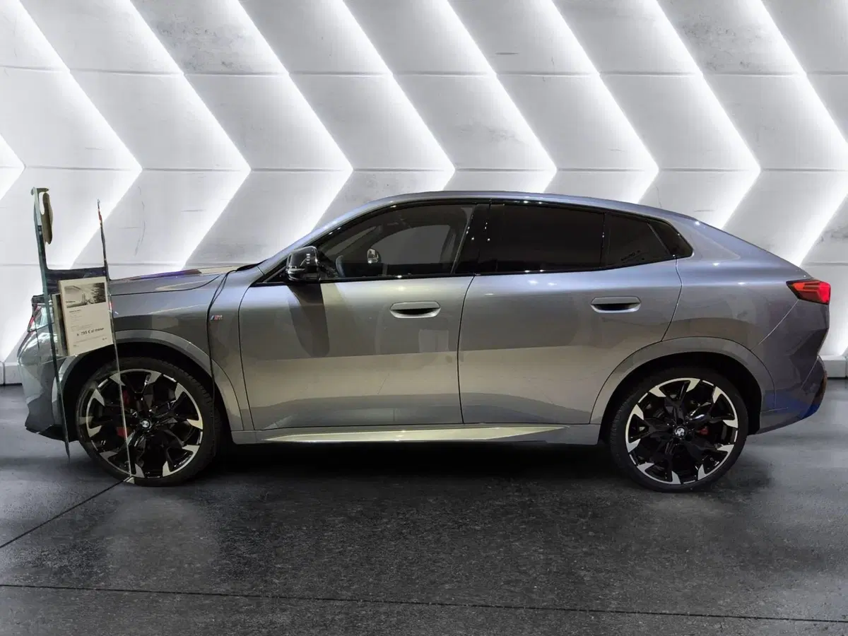 BMW X2 nuova a Genova (5)