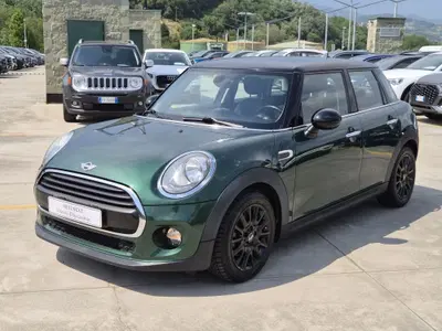 MINI Mini 1.5 Cooper 5 porte del 2016 usata