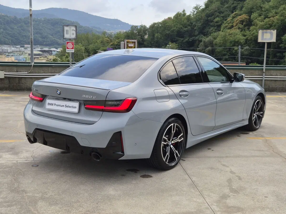 BMW Serie 3 usata  (4)