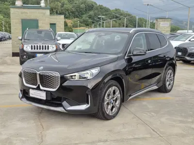 BMW X1 iX1 edrive 20 Limited Edition X-Line del 2025 usata