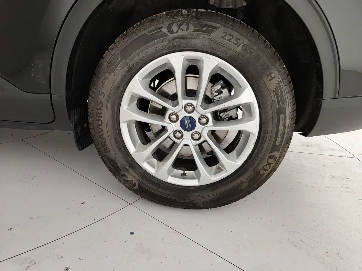 Ford Kuga usata a Caserta (11)