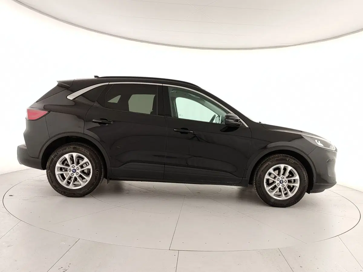Ford Kuga usata a Caserta (7)