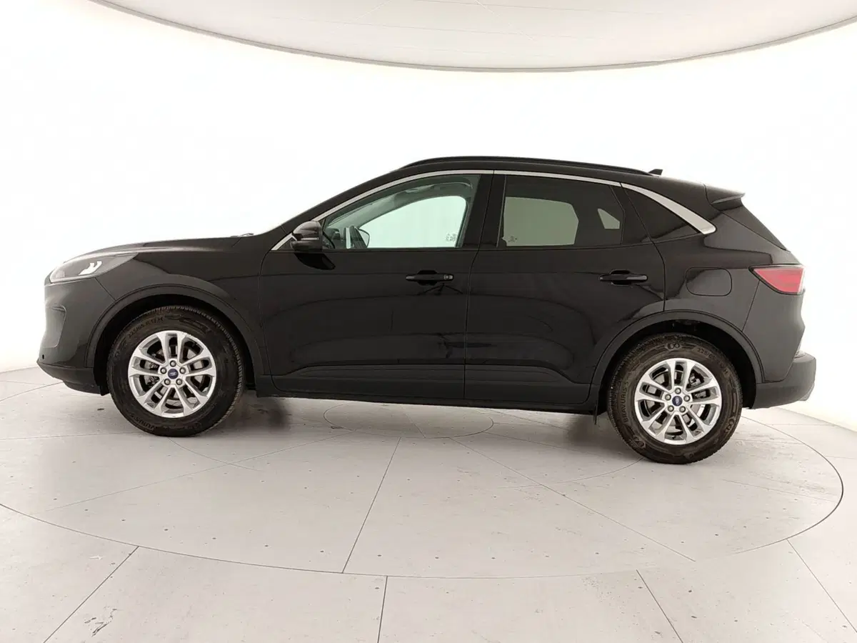 Ford Kuga usata a Caserta (8)