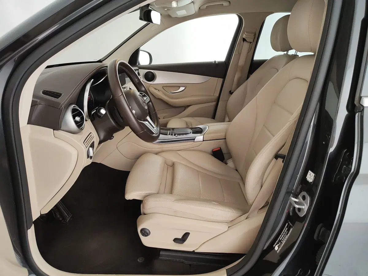 Mercedes-Benz GLC SUV usata a Caserta (17)
