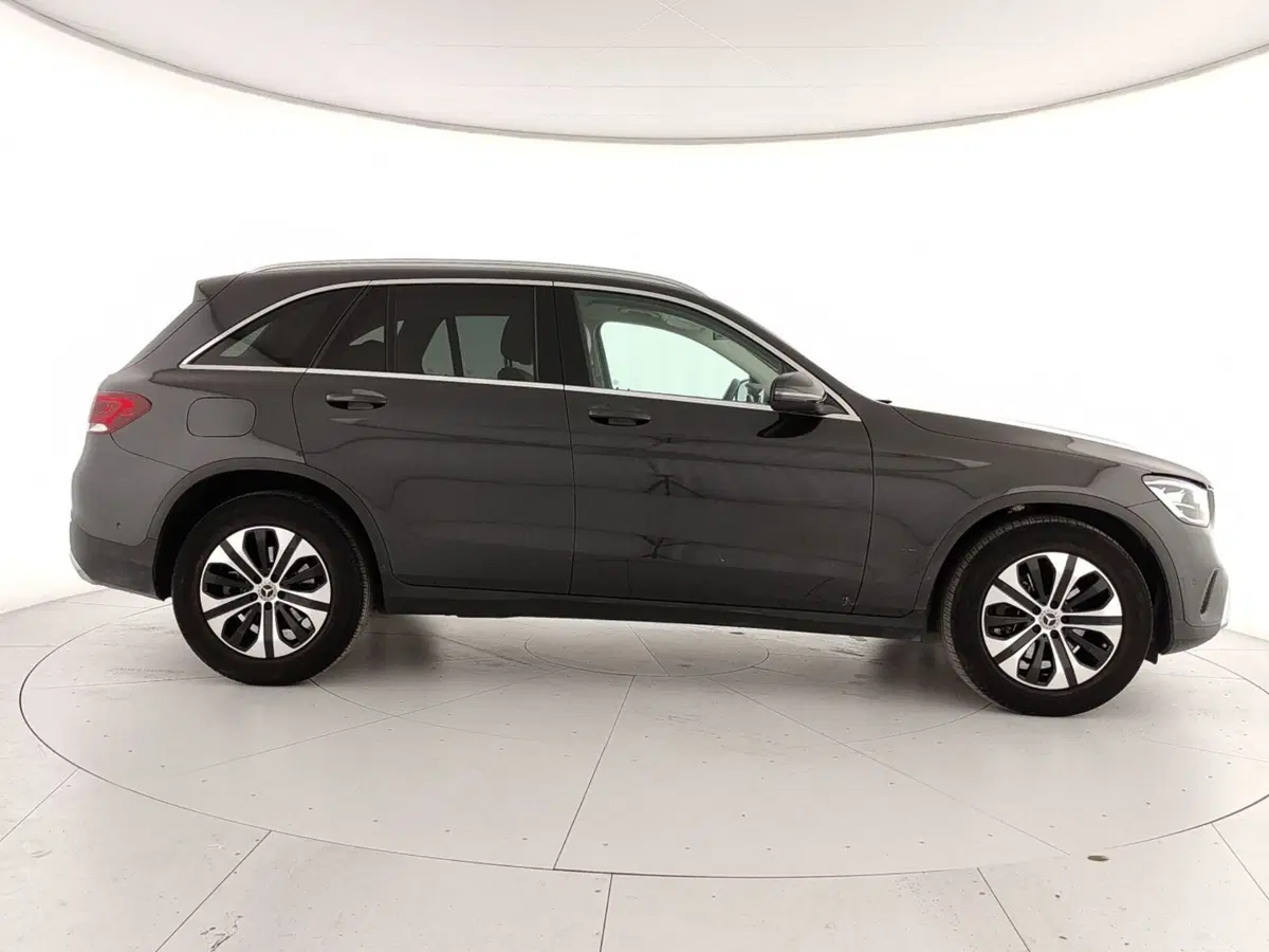 Mercedes-Benz GLC SUV usata a Caserta (7)