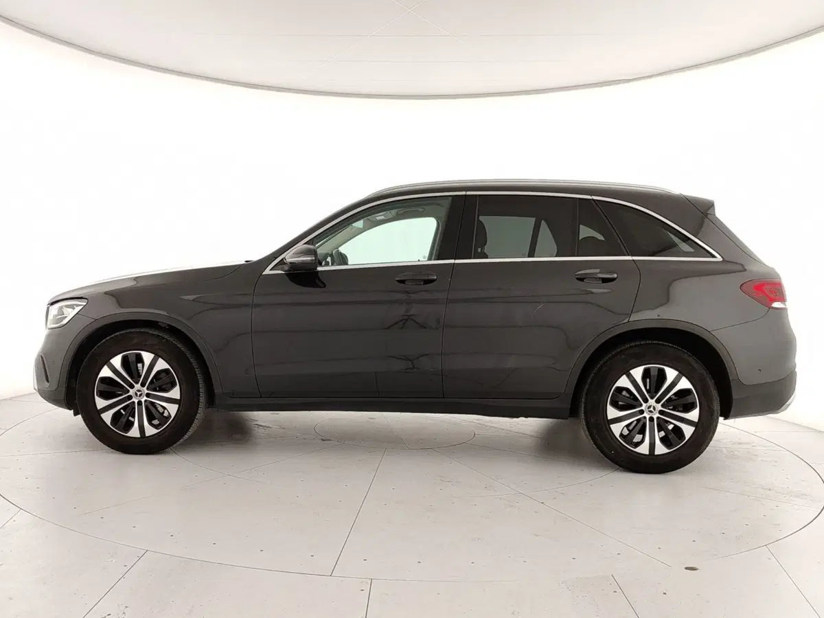Mercedes-Benz GLC SUV usata a Caserta (8)