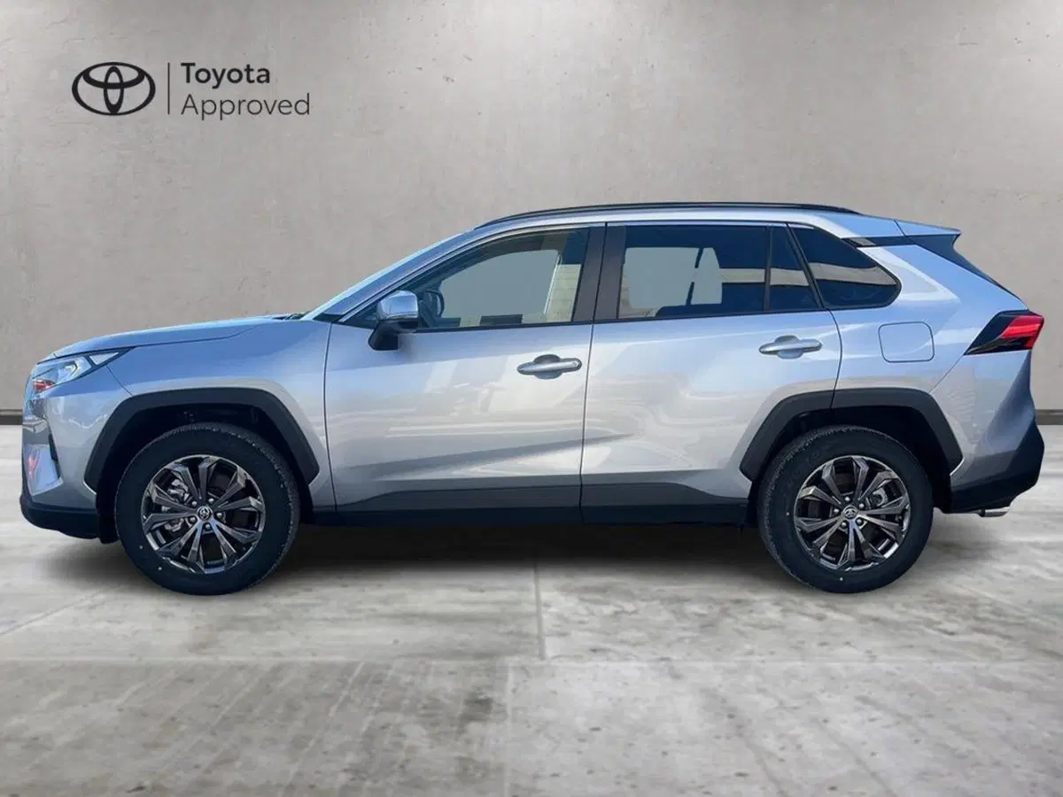 Toyota Rav4 nuova a Catania (3)