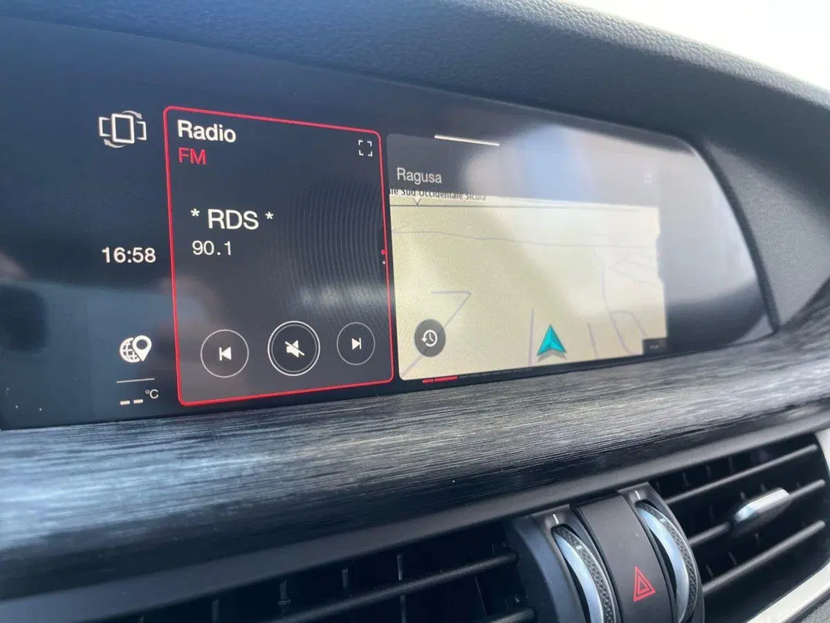 Alfa Romeo Stelvio usata a Catania (9)