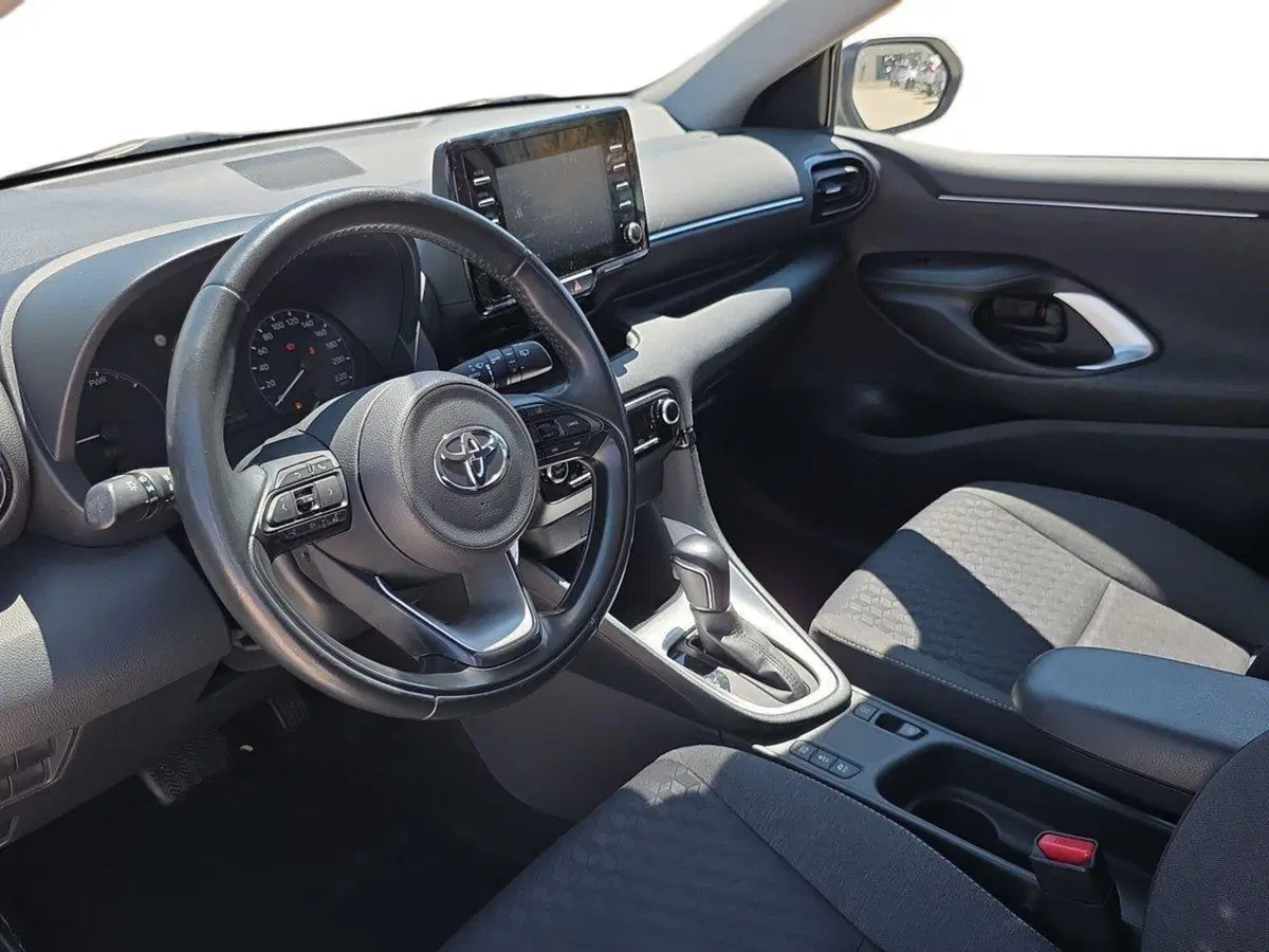 Toyota Yaris usata a Catania (7)
