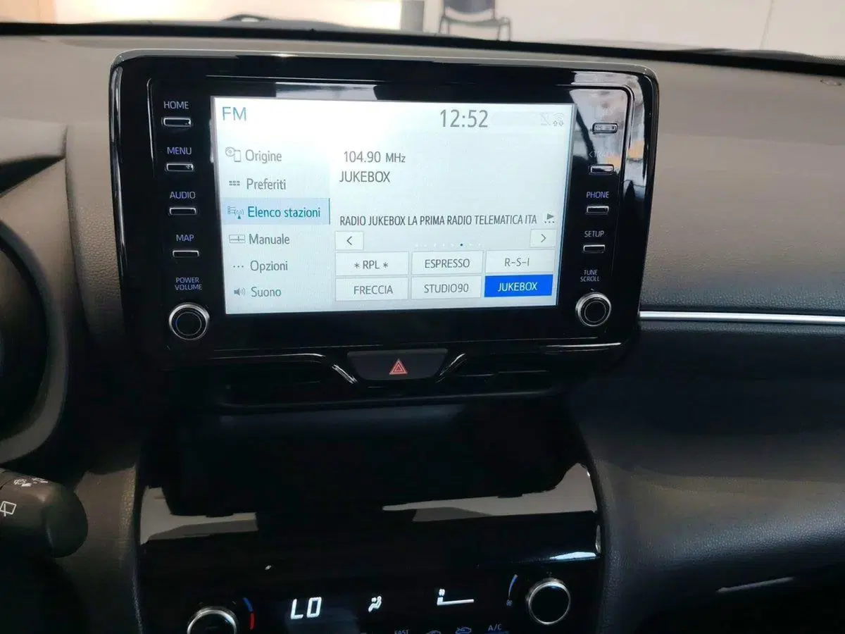 Toyota Yaris Cross usata a Catania (10)