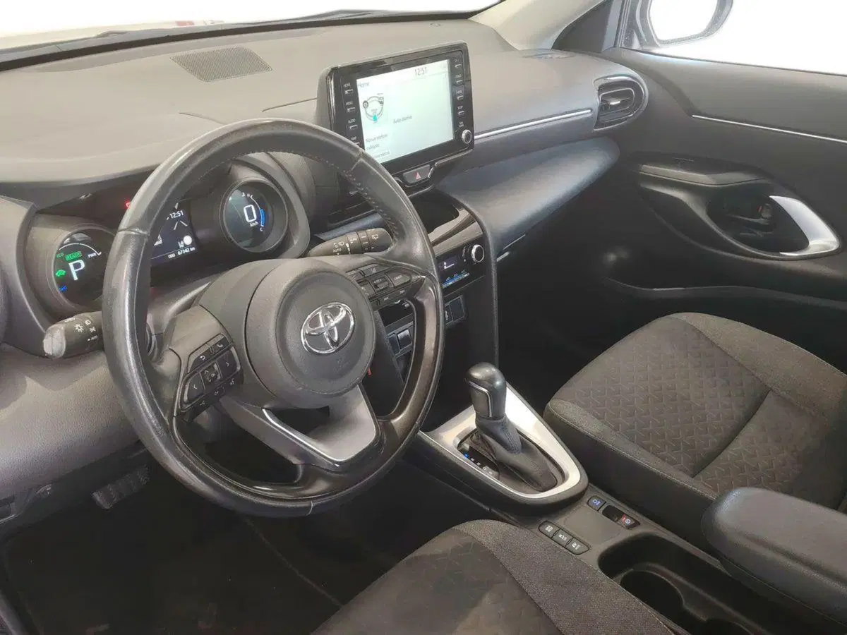 Toyota Yaris Cross usata a Catania (7)