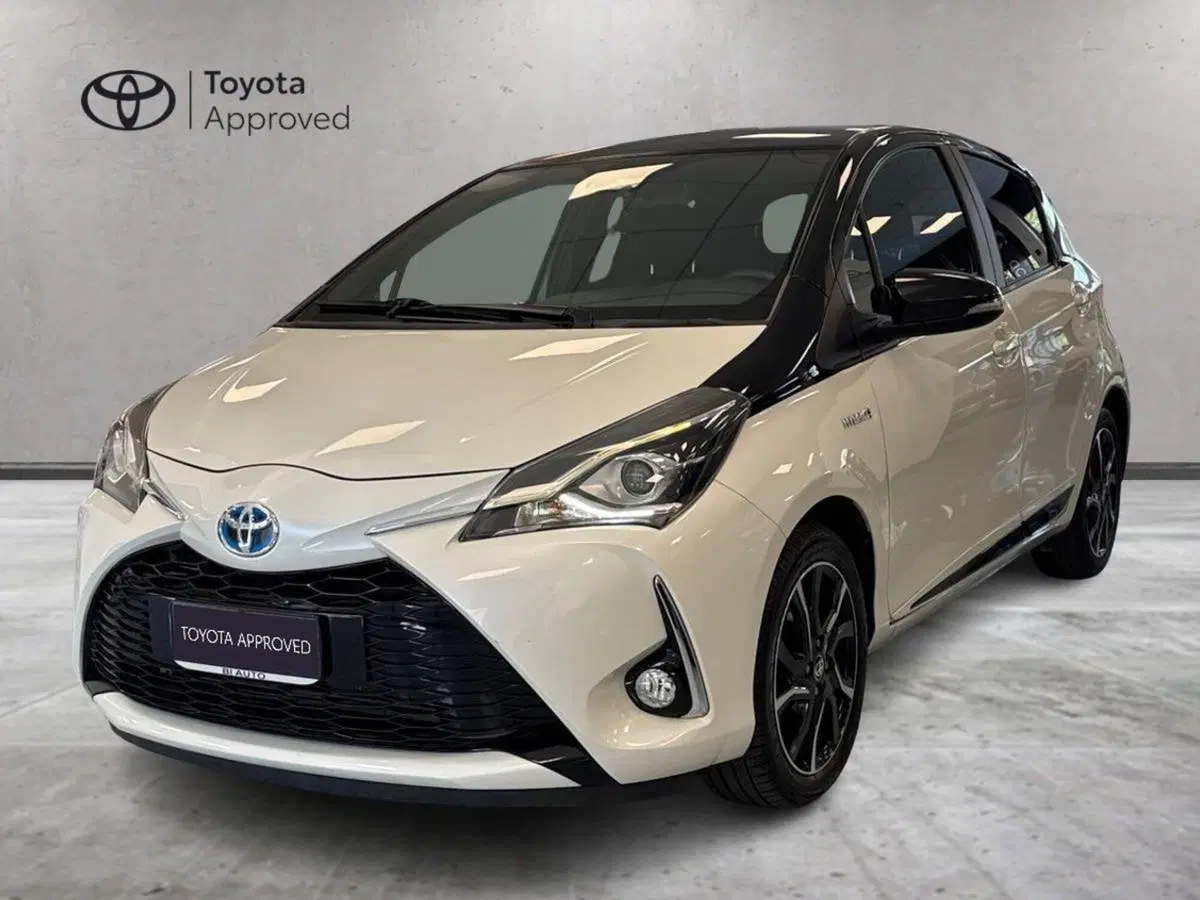 Toyota Yaris usata a Prato