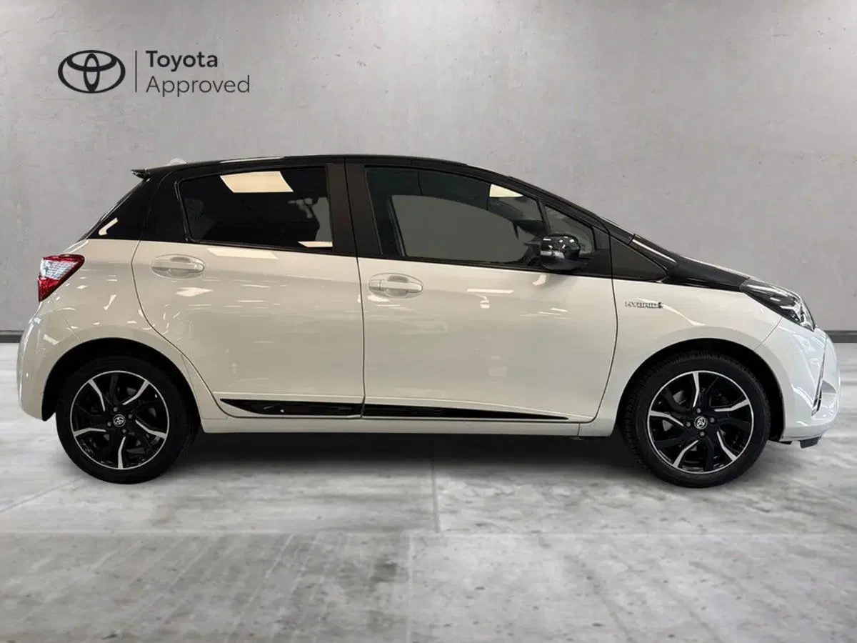 Toyota Yaris usata a Prato (4)