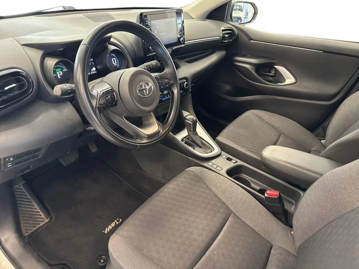 Toyota Yaris usata a Prato (10)