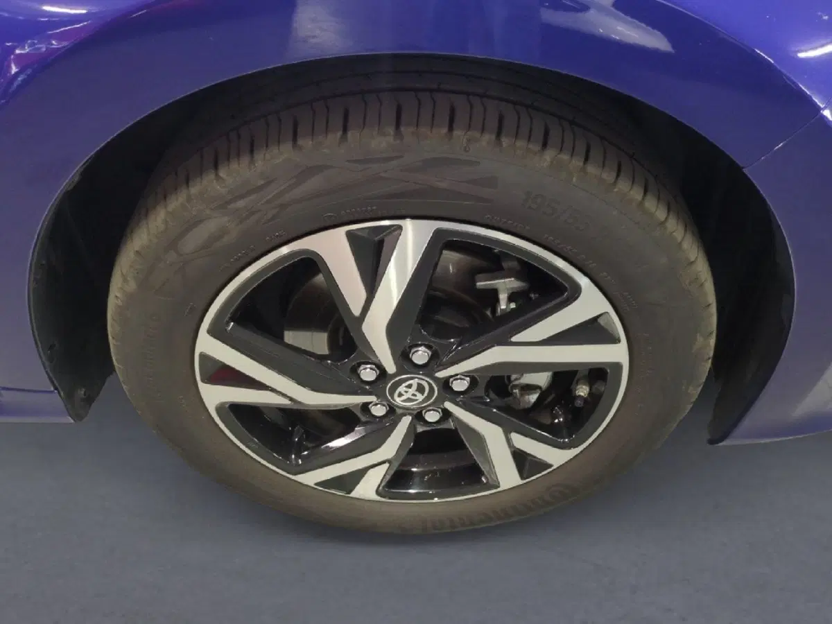Toyota Yaris usata a Milano (10)