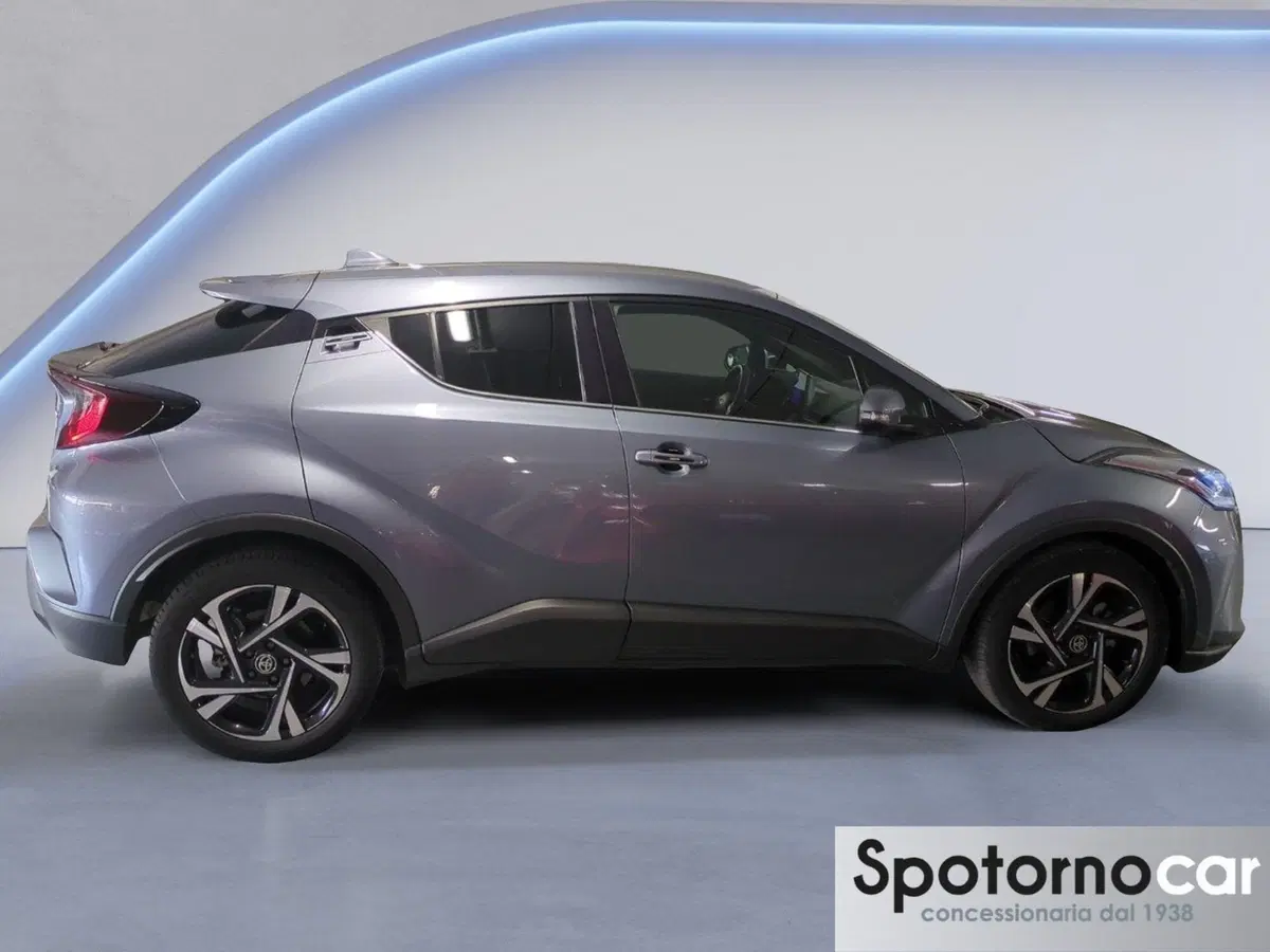 Toyota Toyota C-HR usata a Milano (3)