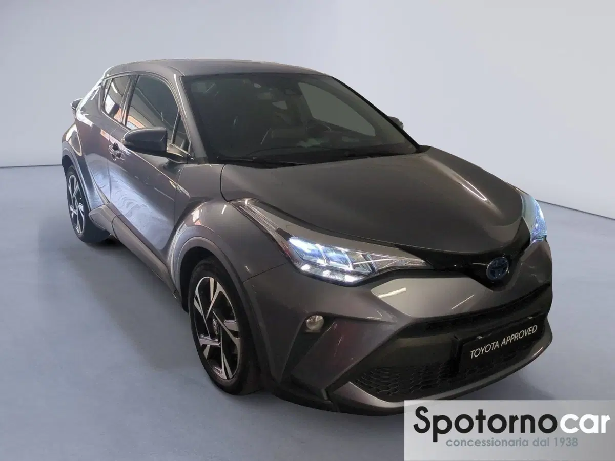 Toyota Toyota C-HR usata a Milano (8)