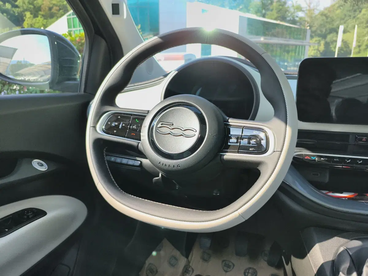 Fiat 500 nuova a La Spezia (8)