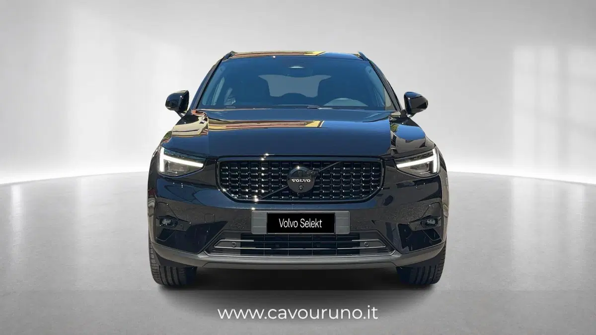 Volvo XC40 nuova a Ferrara (8)